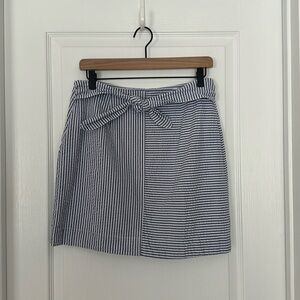 Vineyard vines skirt